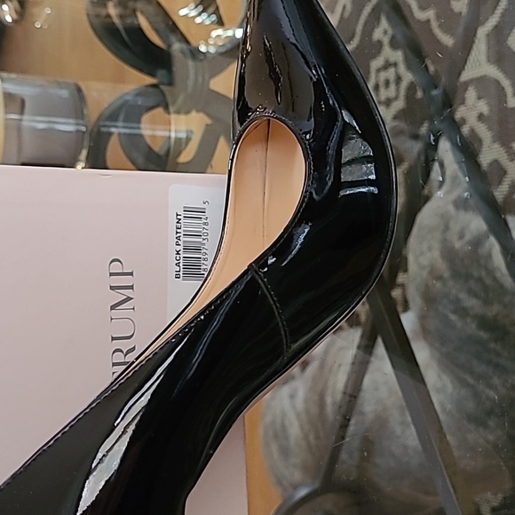 Ivanka Trump Black Carra patent heels 7M - Picture 6 of 7